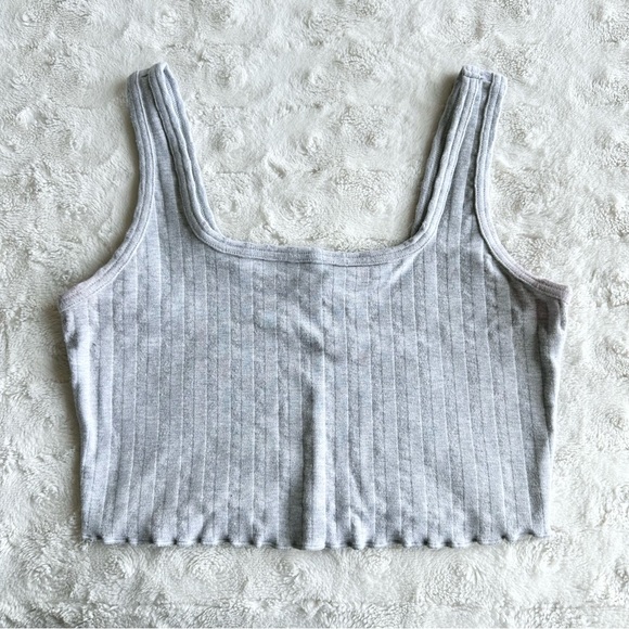 aerie Tops - Offline by Aerie Top Womens Small Gray OG Groove Crop Ribbed Lettuce Hem Ruffle